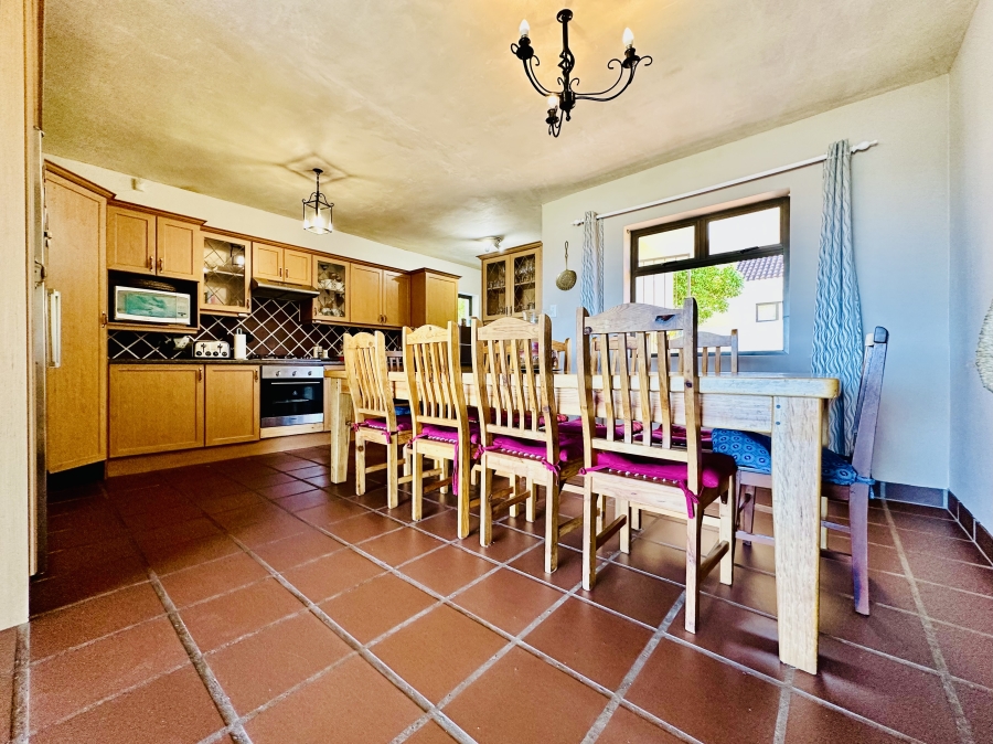 4 Bedroom Property for Sale in Vermont Western Cape
